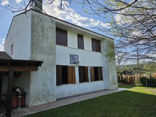 appartamento in vendita a Giavera del Montello