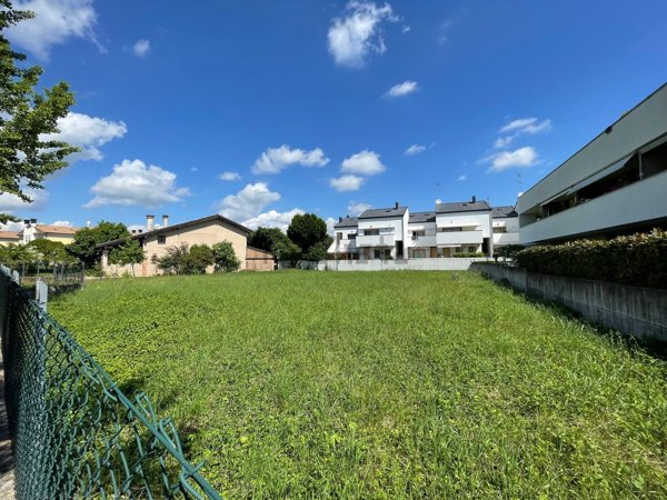 bifamiliare in vendita a Giavera del Montello