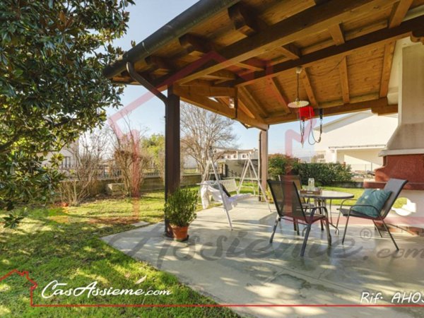 casa indipendente in vendita a Giavera del Montello in zona Cusignana