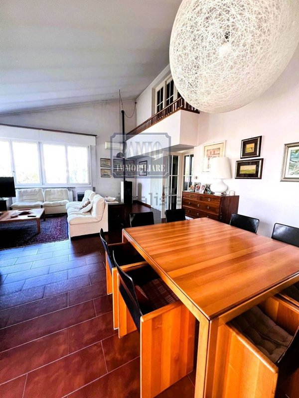 casa indipendente in vendita a Giavera del Montello in zona Santi Angeli