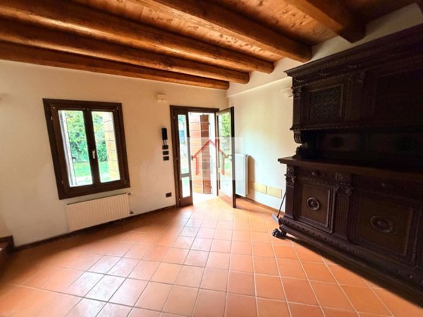 casa semindipendente in vendita a Giavera del Montello