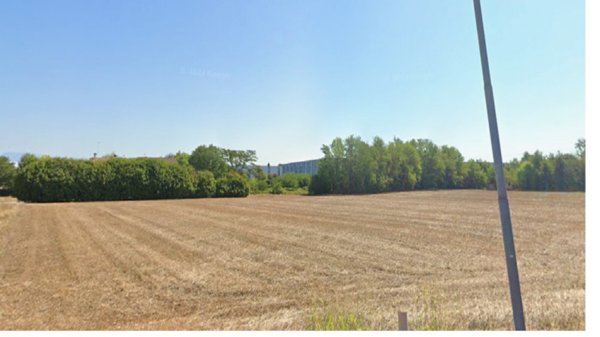terreno edificabile in vendita a Giavera del Montello in zona Cusignana