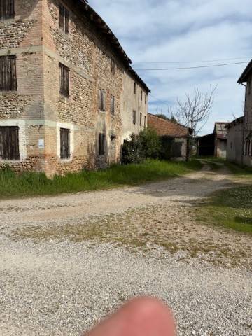 casale in vendita a Giavera del Montello