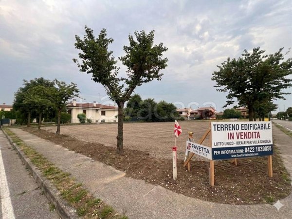 terreno edificabile in vendita a Giavera del Montello in zona Cusignana