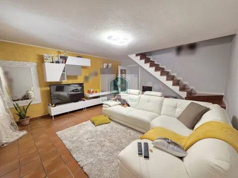 casa indipendente in vendita a Giavera del Montello in zona Santi Angeli
