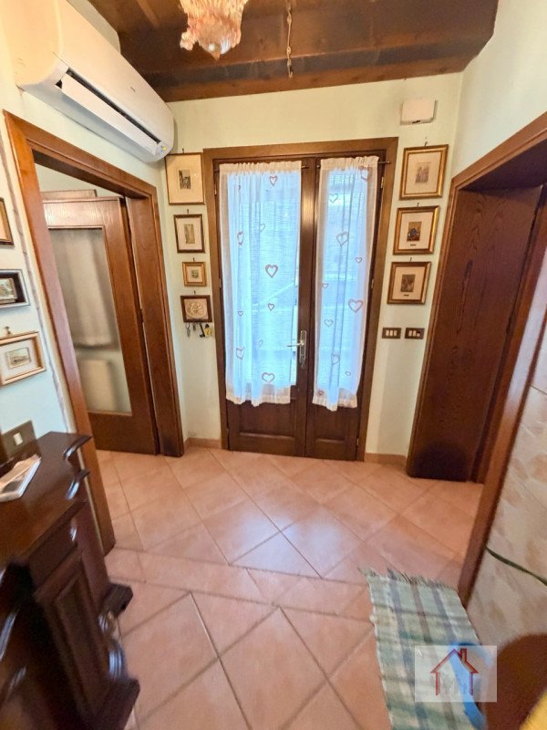 casa indipendente in vendita a Giavera del Montello in zona Santi Angeli