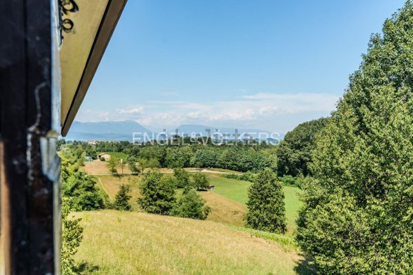 casa indipendente in vendita a Giavera del Montello in zona Santi Angeli