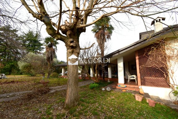 casa indipendente in vendita a Godega di Sant'Urbano in zona Pianzano