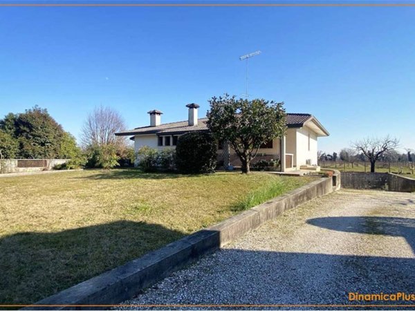 casa indipendente in vendita a Godega di Sant'Urbano