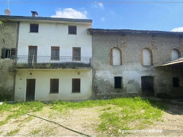 casa indipendente in vendita a Godega di Sant'Urbano in zona Bibano