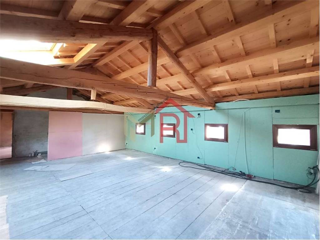 casa indipendente in vendita a Godega di Sant'Urbano