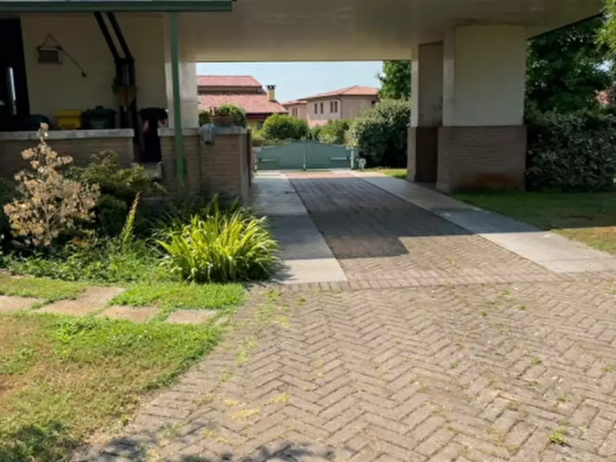 casa indipendente in vendita a Godega di Sant'Urbano in zona Pianzano