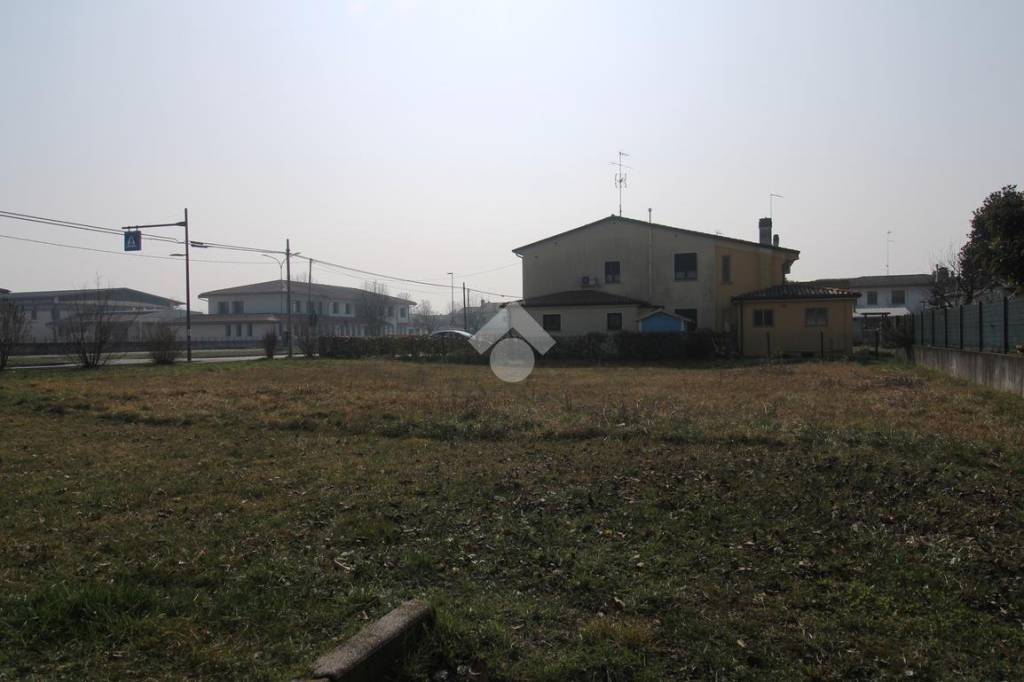 casa indipendente in vendita a Gorgo al Monticano