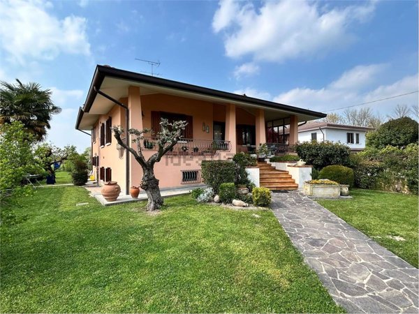casa indipendente in vendita a Gorgo al Monticano
