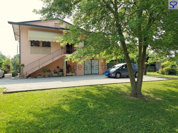 casa indipendente in vendita a Gorgo al Monticano