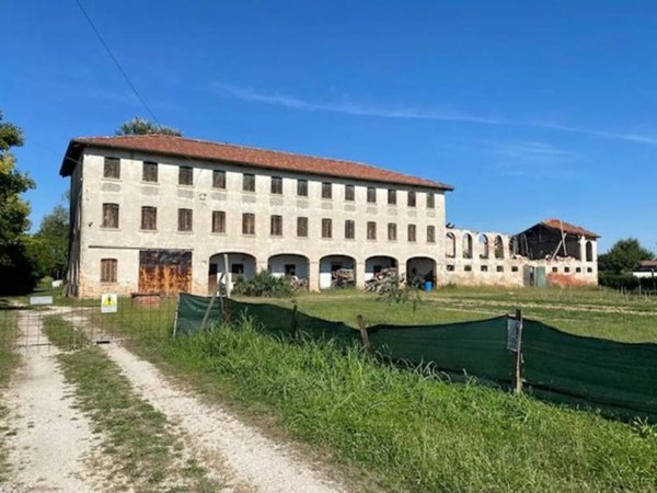 casa indipendente in vendita a Gorgo al Monticano in zona Navolè