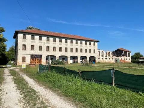 casa indipendente in vendita a Gorgo al Monticano in zona Navolè