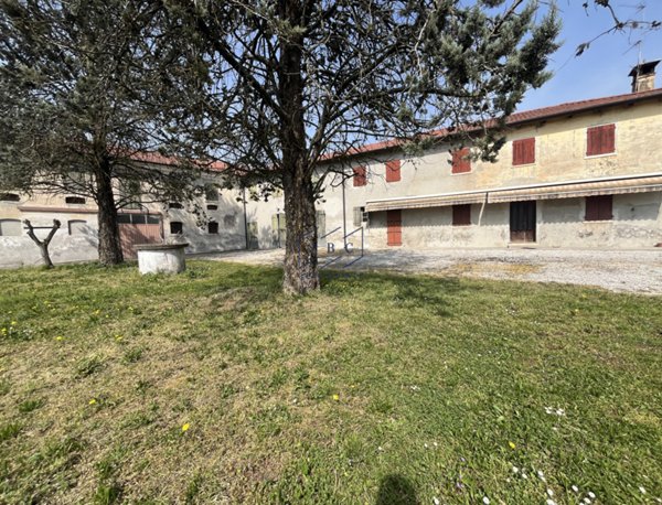 casale in vendita a Gorgo al Monticano in zona Navolè