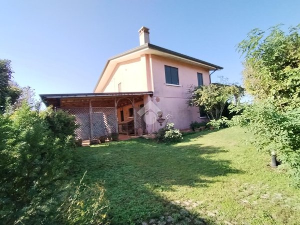 casa indipendente in vendita ad Istrana in zona Villanova