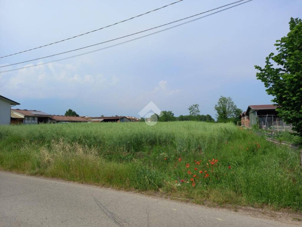 terreno edificabile in vendita ad Istrana in zona Ospedaletto