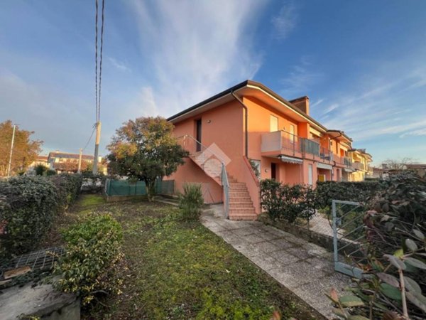 appartamento in vendita ad Istrana in zona Pezzan