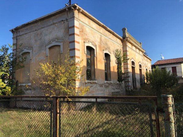 casa indipendente in vendita ad Istrana in zona Sala