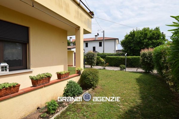 casa indipendente in vendita ad Istrana in zona Ospedaletto