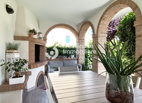 casa indipendente in vendita ad Istrana in zona Pezzan