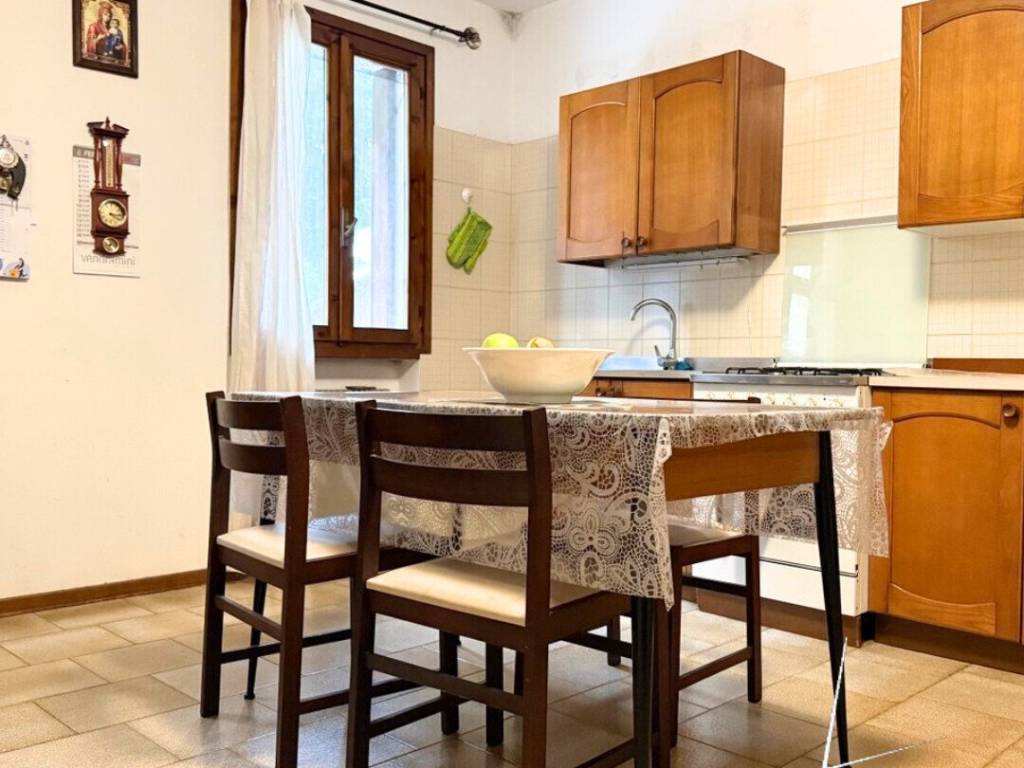 appartamento in vendita ad Istrana in zona Sala