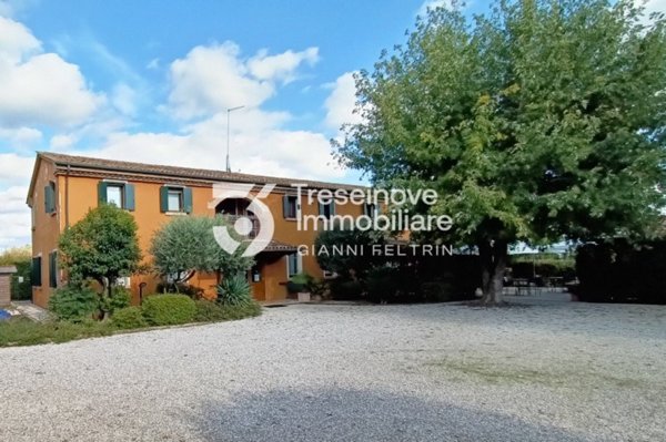 casa indipendente in vendita ad Istrana in zona Villanova