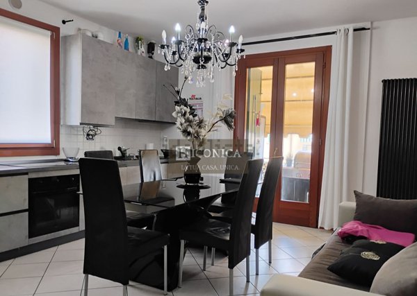 appartamento in vendita ad Istrana in zona Ospedaletto