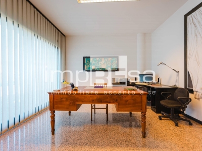 negozio in vendita ad Istrana