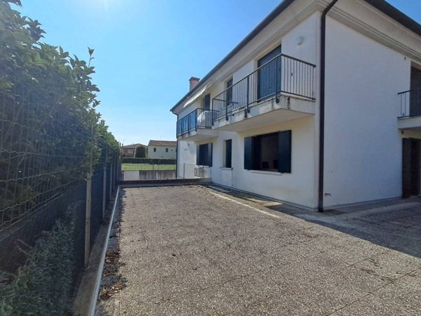 appartamento in vendita ad Istrana in zona Ospedaletto