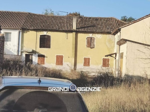 casa indipendente in vendita ad Istrana in zona Pezzan
