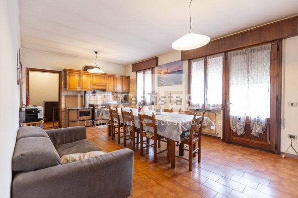 casa indipendente in vendita ad Istrana in zona Villanova