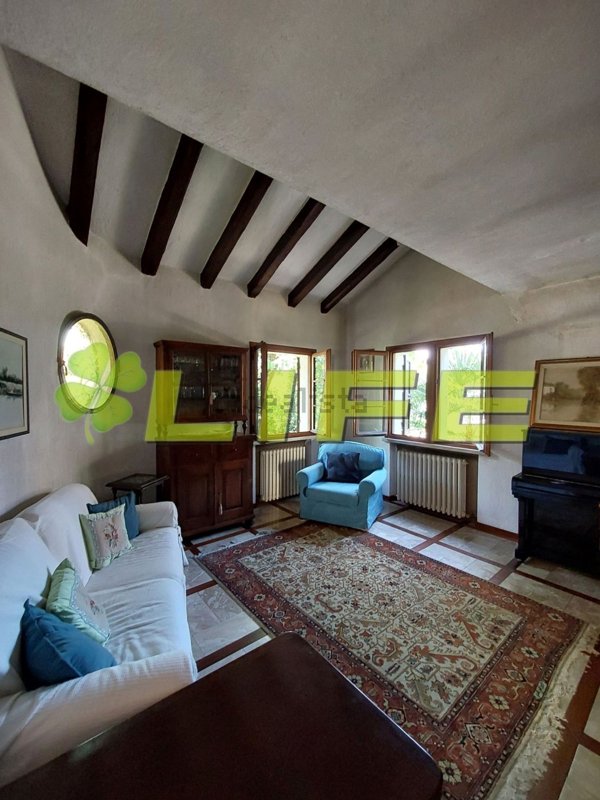 casa indipendente in vendita ad Istrana in zona Sala