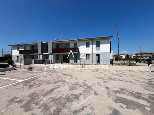appartamento in vendita ad Istrana in zona Pezzan