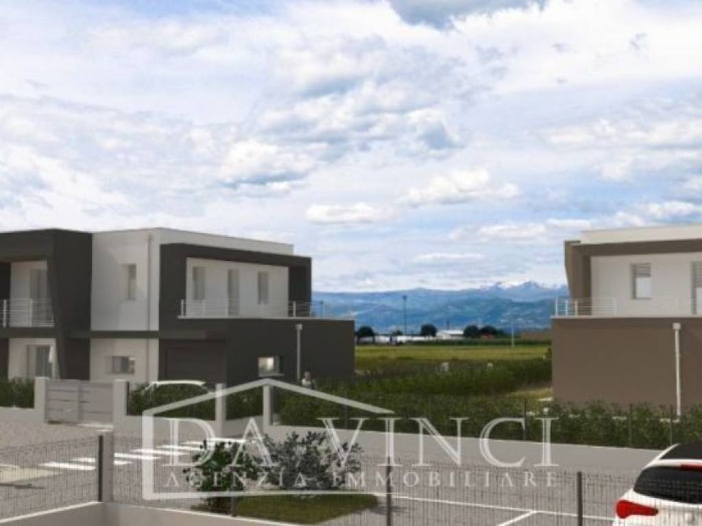 casa indipendente in vendita a Loria in zona Castione