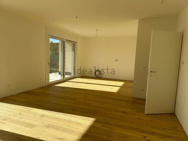 casa indipendente in vendita a Loria