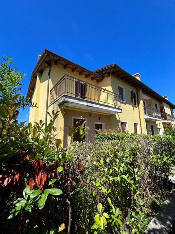 appartamento in vendita a Loria in zona Ramon