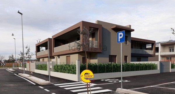casa indipendente in vendita a Loria in zona Ramon