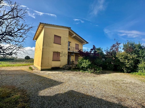 casa indipendente in vendita a Loria in zona Bessica