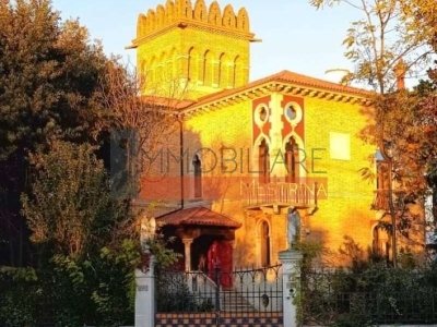 casa indipendente in vendita a Loria