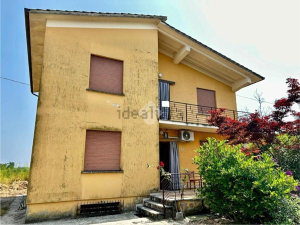 casa indipendente in vendita a Loria