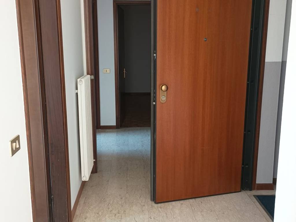 appartamento in vendita a Loria in zona Bessica