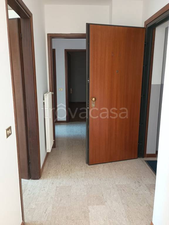 appartamento in vendita a Loria in zona Bessica