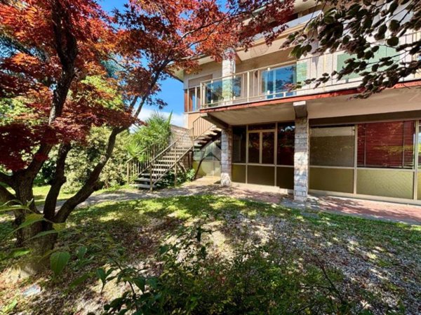 casa indipendente in vendita a Loria