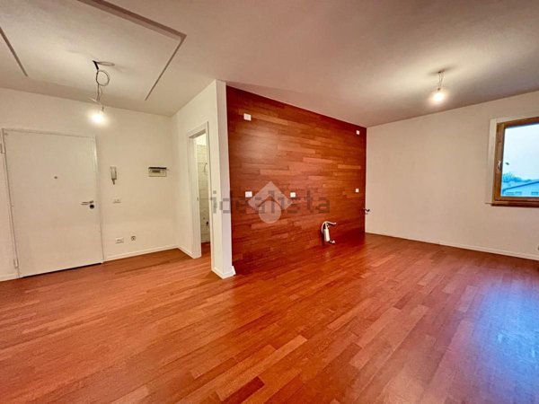 appartamento in vendita a Loria