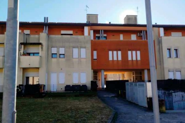 appartamento in vendita a Loria in zona Ramon
