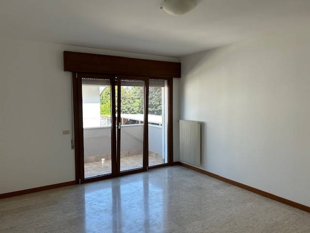 appartamento in vendita a Loria in zona Bessica